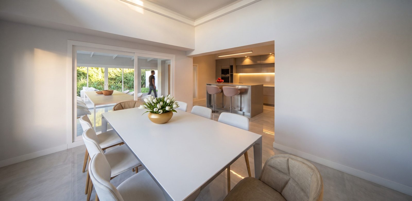 Casa Libertad, render de la cochera doble y las pérgolas